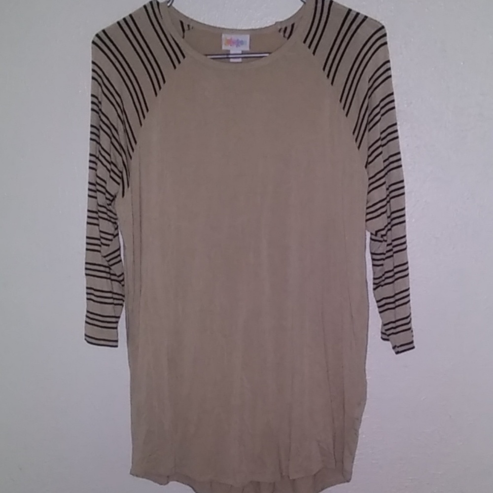 BOGO LuLaroe Longsleeve Top